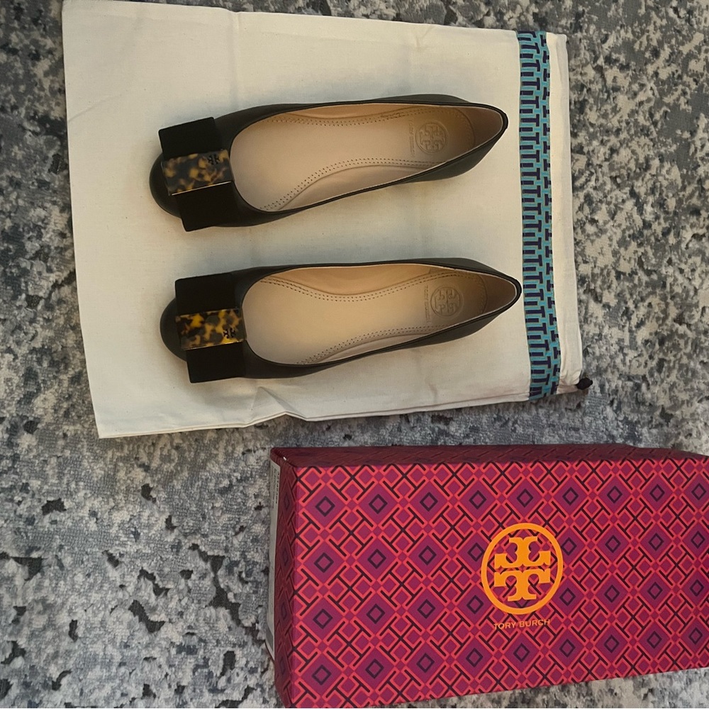 Tory Burch Chase Baller Flat- Matte Glove Napa/Soho Lux- Size 7